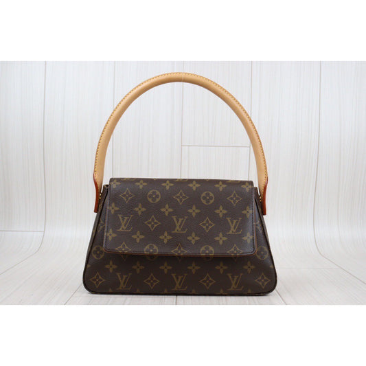 Rank A | LV Monogram Looping Mini Shoulder Bag |24011208
