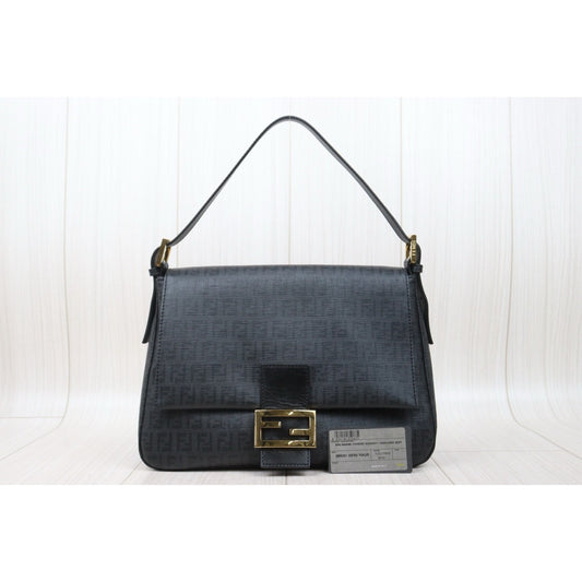 Very Good ( Rank A)| FENDI Zucca Mamma Baguette Shoulder Bag Gold Hardware|25061915