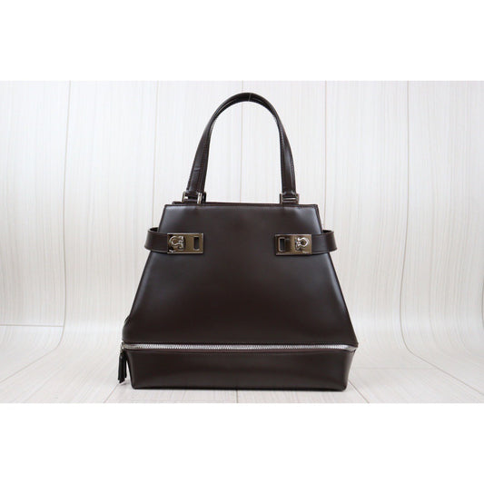 Rank AB ｜Ferragamo Calf Leather Handbag Bag Brown｜Q24030143