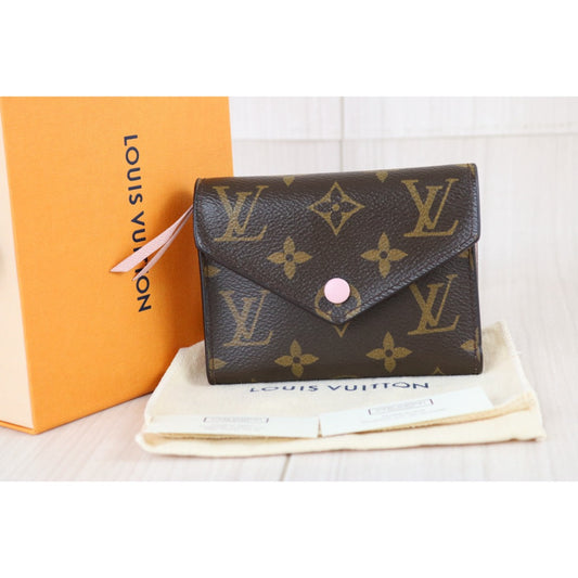 Include Entrupy Certificate of Authenticity|Good ( Rank AB)| Louis Vuitton Monogram Ariane Wallet Rose Ballerine|S26090734