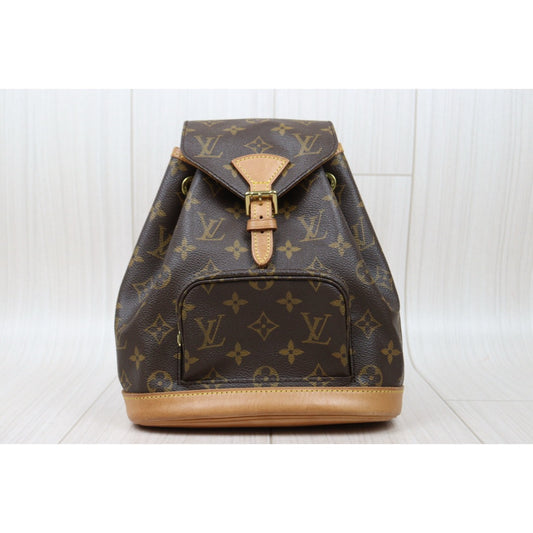 Good ( Rank AB)| LV Monogram Montsouris PM Backpack|25011707