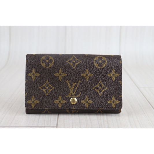 Rank A |LV Monogram Wallet|23083102