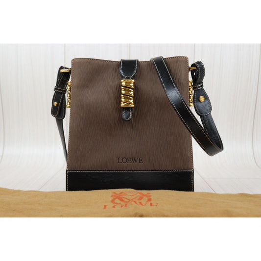 Rank A | Loewe Belasquez Twist Shoulder Bag |24020121
