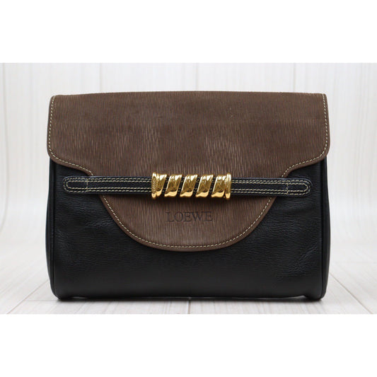 Good ( Rank AB)| Loewe Belasquez Twist Clutch Bag |24032928