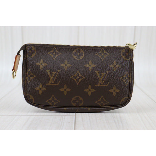 Rank A | LV Monogram Pochette Accessoires |24020816