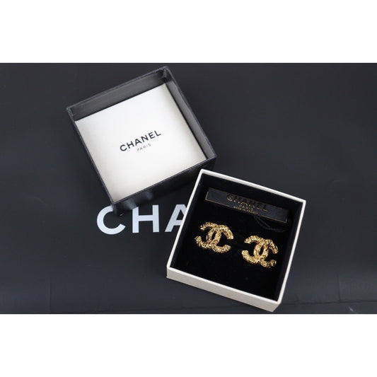 Very Good ( Rank A)|CHANEL Coco Lava Ear Earrings |24042516