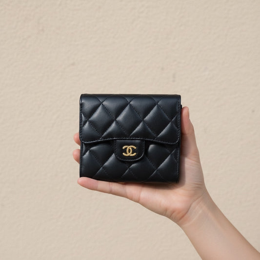 Include Entrupy Certificate of Authenticity|Very Good ( Rank A)|CHANEL Lamb Skin Black Wallet Made In 2018-2019Year|S26050703