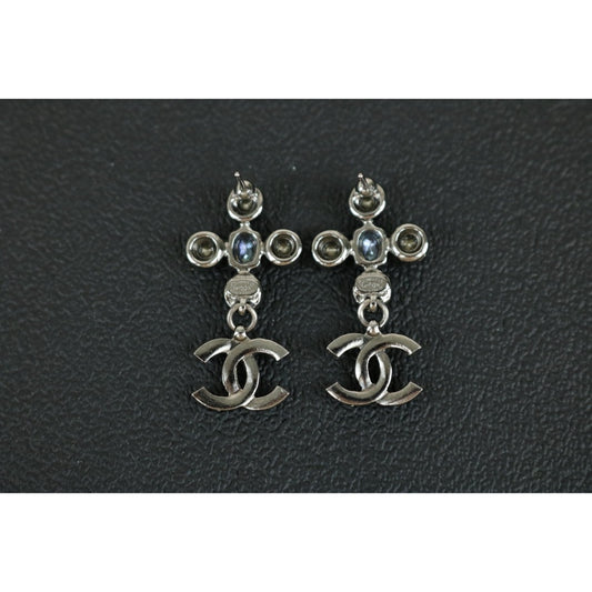 Very Good ( Rank A)| CHANEL Coco Mark Rhinestone Earrings Silver|F25021101