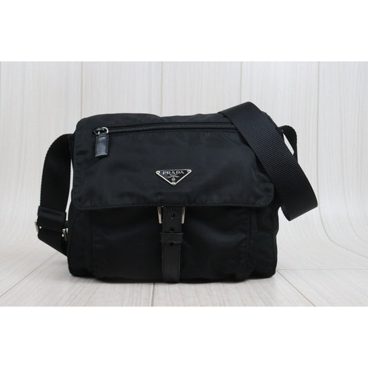 Include Entrupy Certificate of Authenticity|Good ( Rank AB)| PRADA Tessuto Nylon Messenger Shoulder Bag Blue|26080702
