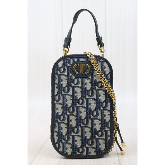 Very Good ( Rank A)|Dior Trotter 30 Montaigne Phone Holder|25031809