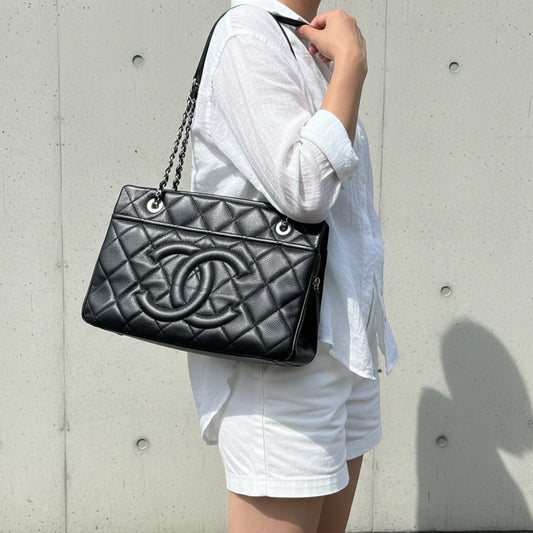 Include Entrupy Certificate of Authenticity|Good ( Rank AB)| CHANEL Calf Leather Matrasse Chain Tote Bag Black Made In 2013~2014Year|S26060105