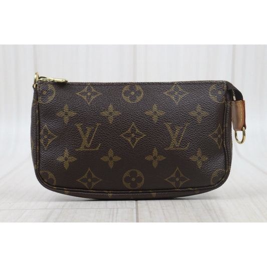 Very Good ( Rank A)| LV Monogram Pochette Accessoires |24102404