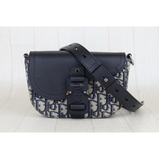 Very Good ( Rank A)| Dior Trotter Saddle Mini Shoulder Bag Navy|S25062312