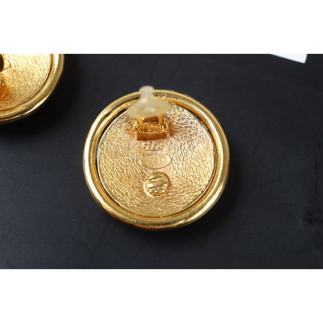 Very Good ( Rank A) |CHANEL Coco Mark Gold 24 Plated Earrings |Y24080205