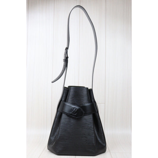 Rank A | LV Epi Sack de Paul Shoulder Bag|V24050617