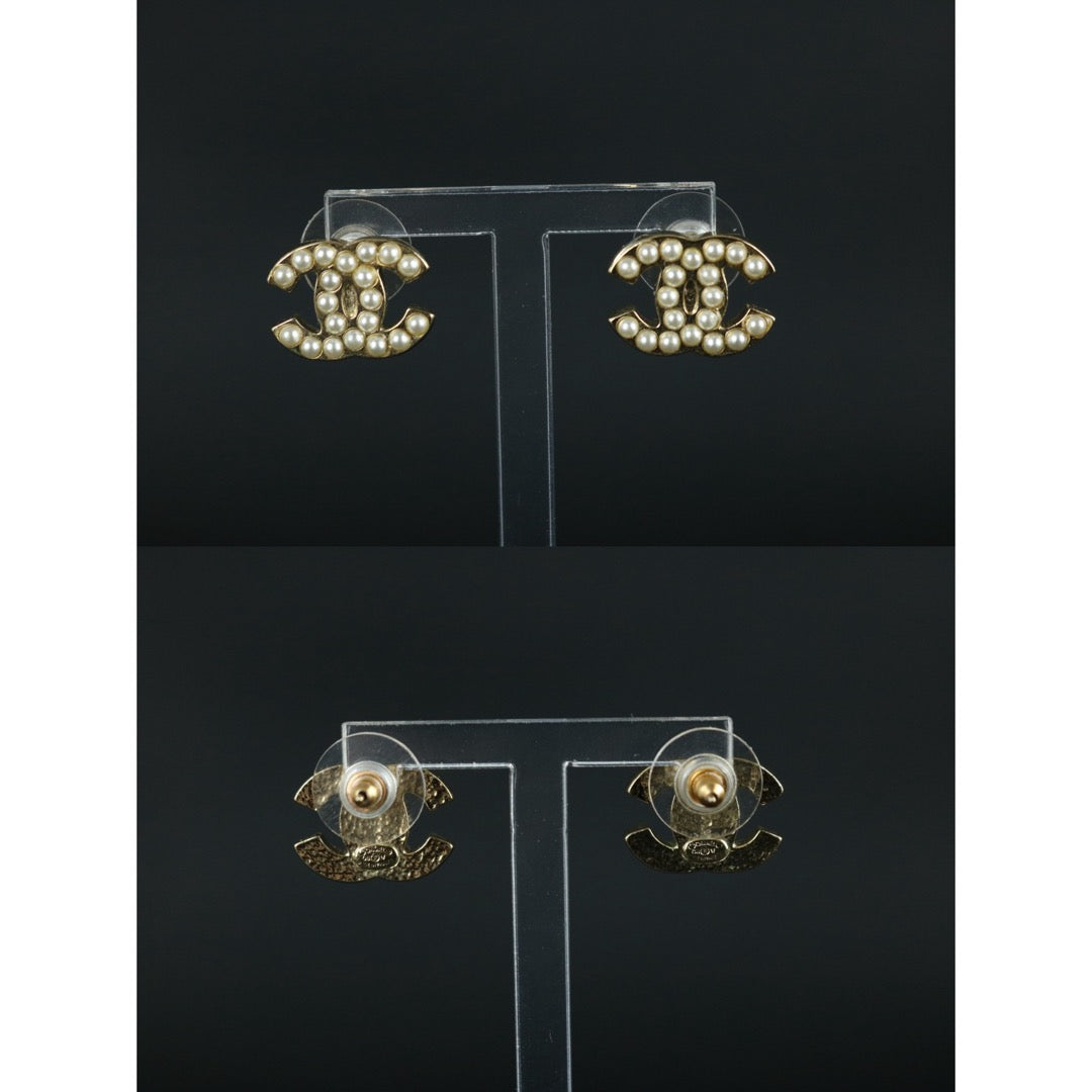 Very Good ( Rank A) | CHANEL 08V Coco Mark Pearl Golden Earrings Made In 2008Year |S25121112