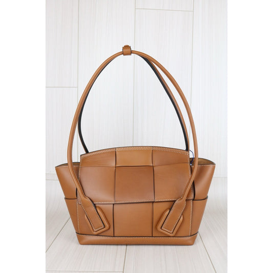 Very Good ( Rank A)| Bottega Veneta Calf Leather Arcoe33 HandBag Caramel|S25111304