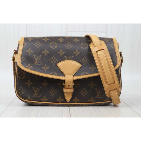 Good ( Rank AB)|LV Monogram Sologne ShoulderBag|24100803