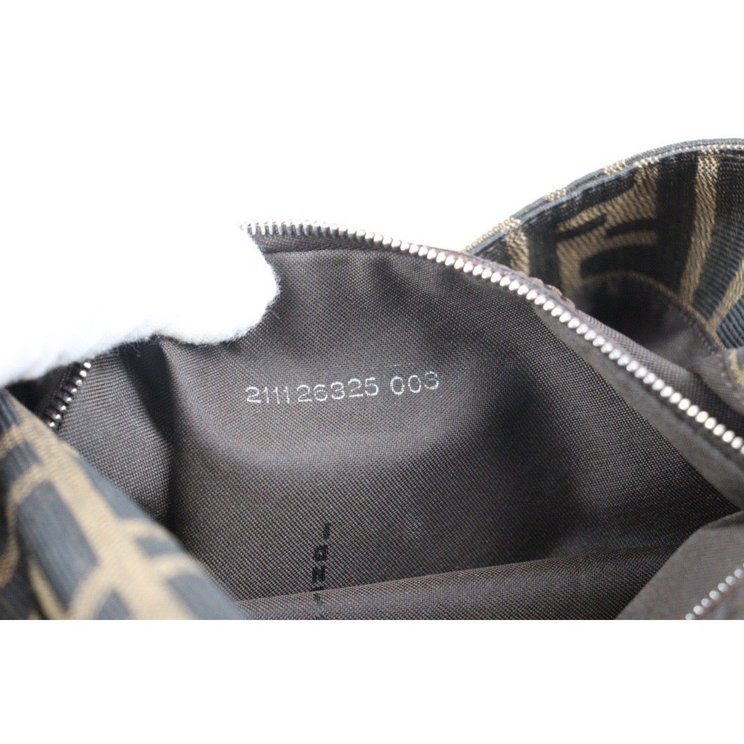 Rank A| FENDI Zucca Mamma Baguette Shoulder Bag |23092804