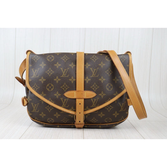 Good ( Rank AB)| LV Monogram Saumur 30 Shoulder Bag|24081906
