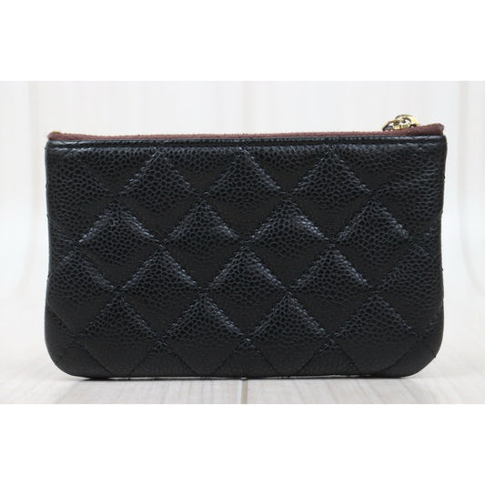 Include Entrupy Certificate of Authenticity|Very Good ( Rank A)|CHANEL Caviar Skin Calf Leather Card Holder Black Made In 2013-2014Year|S25110432
