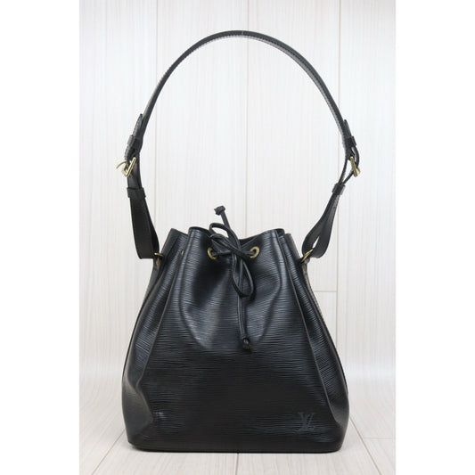 Very Good ( Rank A) | LV Epi Noe Shoulder Bag Black|25122704