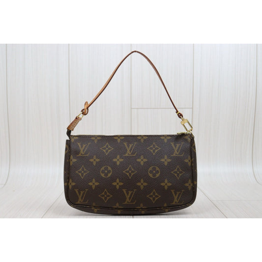 Fair ( Rank B) |LV Monogram Pochette Accessoires |25090902