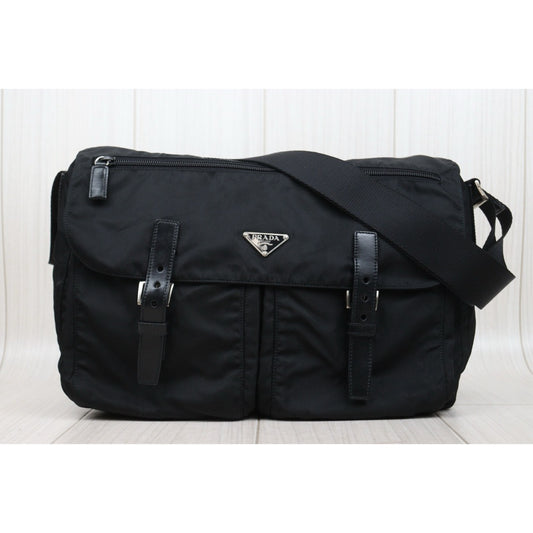Good ( Rank AB) |Prada Nylon ShoulderBag Black Silver Hardware|25062306
