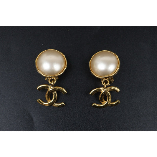 Very Good ( Rank A)|CHANEL COCO Mark Pearl Earrings Made In 1995Year |25072413