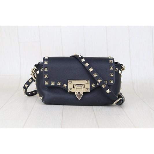 Good ( Rank AB)|VALENTINO Rockstud Calf Leather Shoulder Bag Black |H25063012