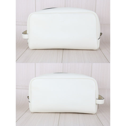 Include Entrupy Certificate of Authenticity|Excellent(Rank SA)| FENDI Calf Leather dopp kit Make-up bag With Passport Cover White|X25081507