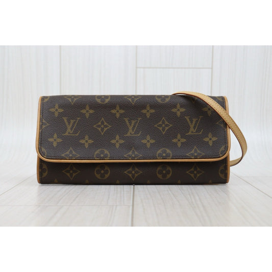 Very Good ( Rank A)| LV Monogram Pochette Twin GM Shoulder Bag|26011418