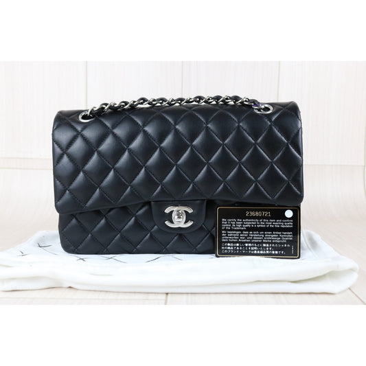 Include Entrupy Certificate of Authenticity|Very Good ( Rank A)| CHANEL Lamb Skin Matrasse Chain Double Flap 25 Shoulder Bag Black Made In 2017Year|S26041102