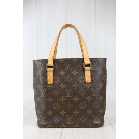 Good ( Rank AB)
| LV Monogram Vavin PM Tote Bag |24080902