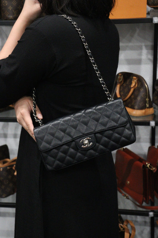 Rank A | CHANEL Matrasse East West Classic Chain Shoulder Bag Black|23112705