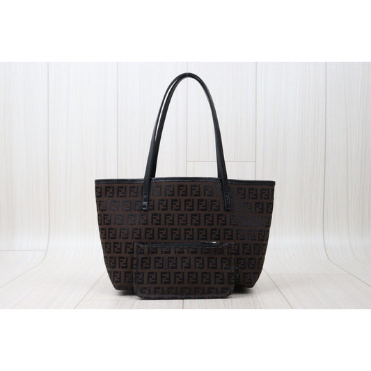 Rank A| FENDI Zucca Tote Bag With Pouch |V24052807
