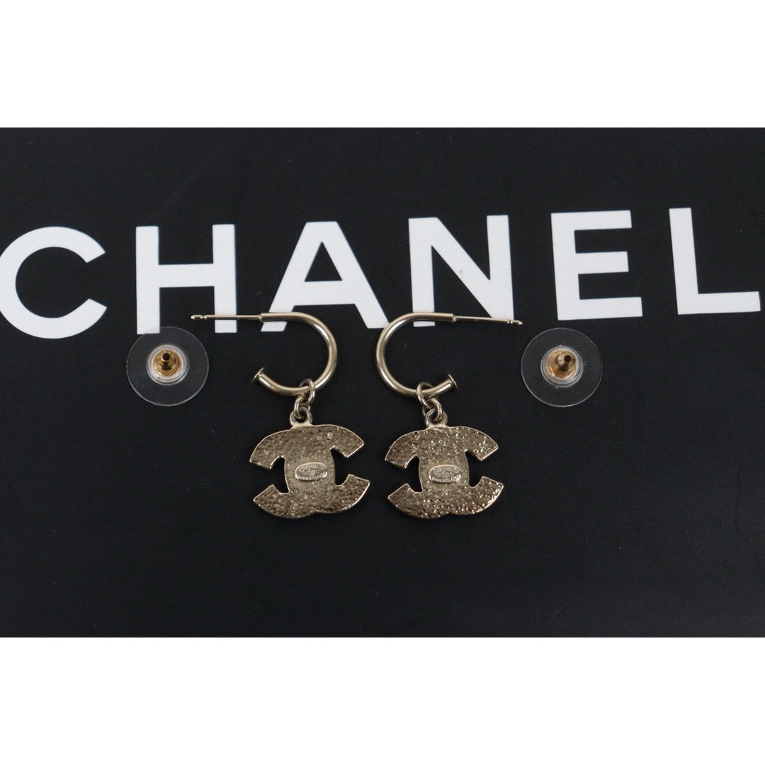 Very Good ( Rank A) |CHANEL COCO Mark Pink Diamond Earrings |S24102412