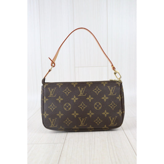 Very Good ( Rank A) | LV Monogram Pochette Accessoires Vintage Model|24080809