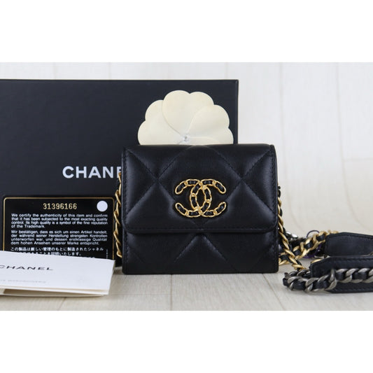 Include Entrupy Certificate of Authenticity|Very Good ( Rank A)|CHANEL 19bag Lambskin Black Mini WOC Chain Bag Made In 2021-2022 Year|S26072507