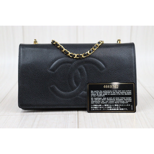 Rank A | CHANEL Caviar Skin Chain Wallet Black Gold Hardware Made In 1996-1997Year|24022713
