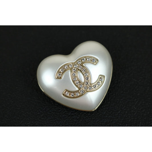 Excellent(Rank SA)| CHANEL Coco Mark Love Rhinestone Plated Brooch White|F25022001
