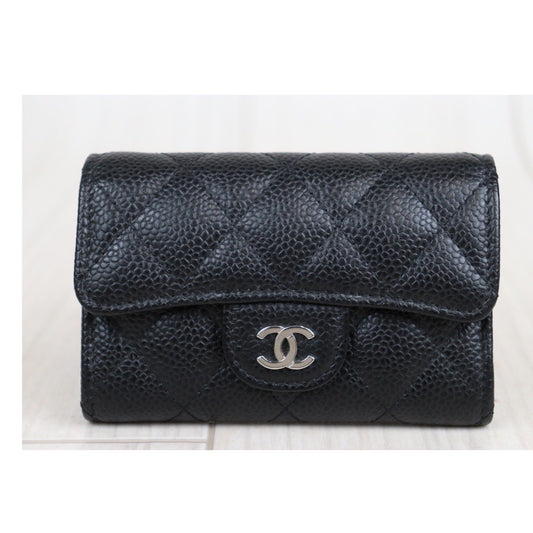 Rank A |Chanel Caviar Skin Card Holders Made In 2018-2019 Year||23112710