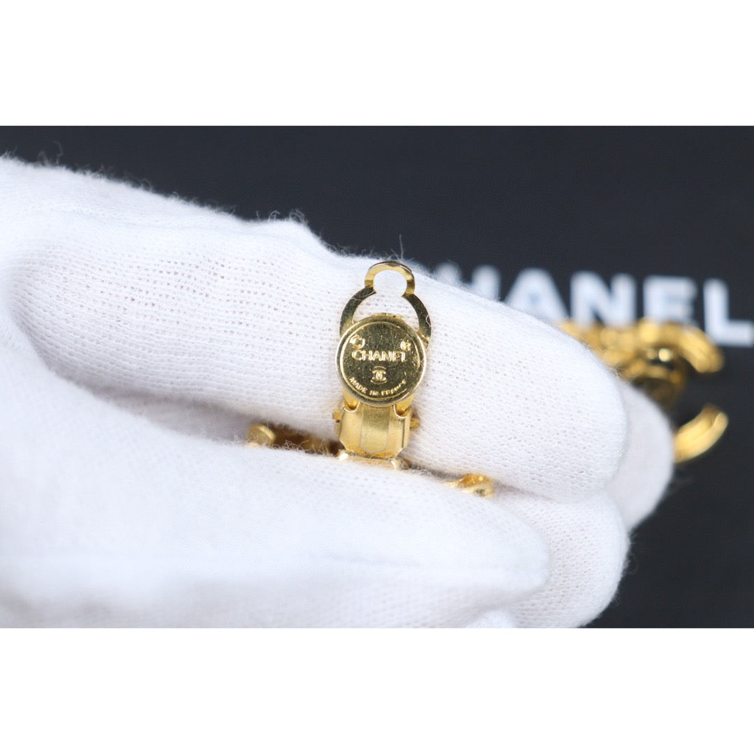 Very Good ( Rank A) |CHANEL COCO Mark Vintage Earrings |25032709