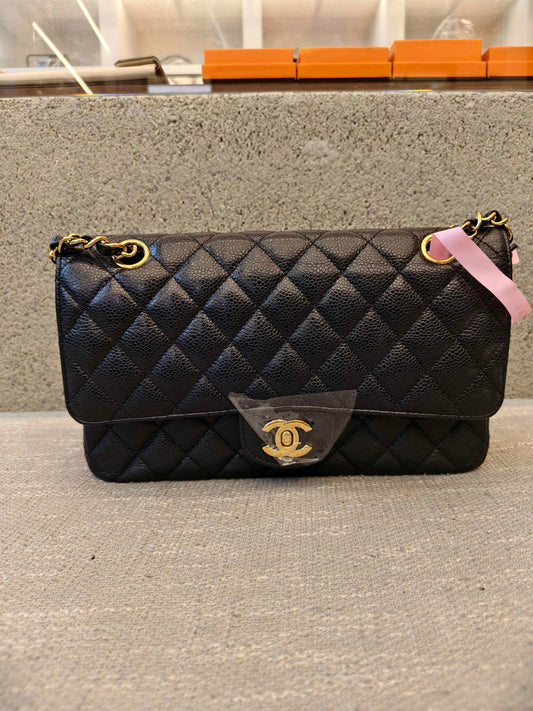 Include Entrupy Certificate of Authenticity|Very Good ( Rank A)| CHANEL caviar Skin Matrasse Chain Double Flap 25 Shoulder Bag Black