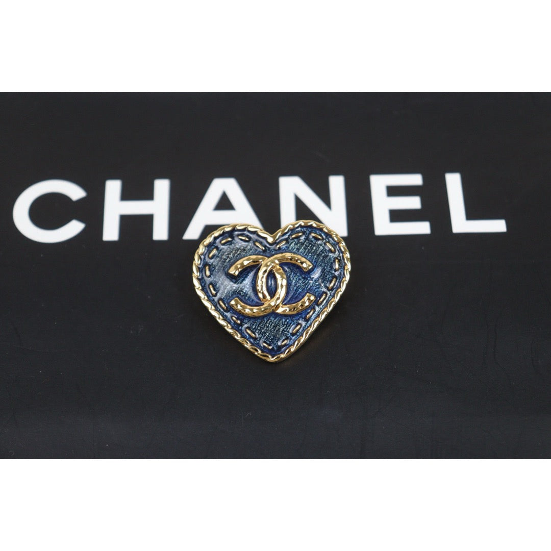 Very Good Rank A)｜ CHANEL Coco Mark 24P Denim Heart Brooch