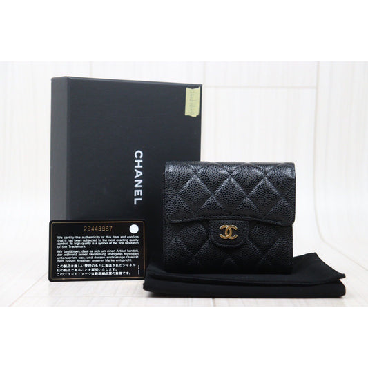 Rank A|Chanel Caviar Skin Bi-fold Wallet Black Made in 2020 Year|24060620