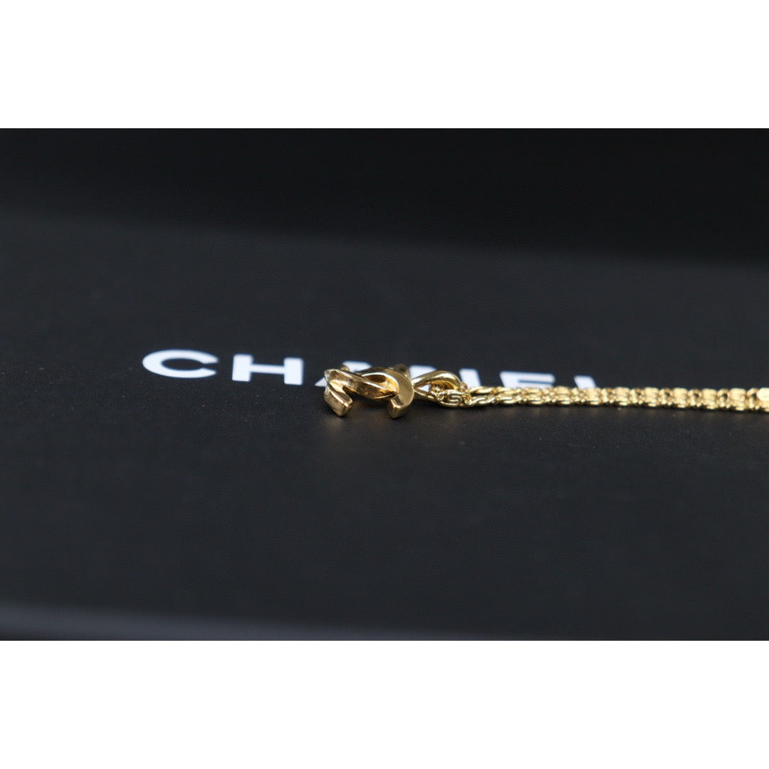 Very Good ( Rank A)|CHANEL COCO 24K Gold Plated Necklace |25032711