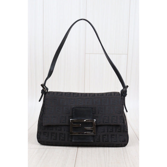 Rank AB| FENDI Mamma Shoulder Bag |V23110924