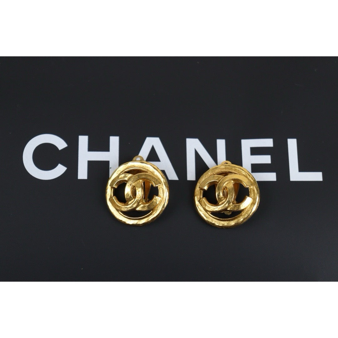 Rank A |CHANEL Coco Mark Gold 24 Plated Earrings |24010507