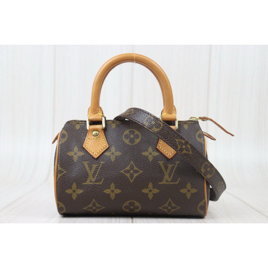 Very Good ( Rank A)| LV Monogram Mini Speedy Handbag With Shoulderstrap|24101720